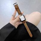 Retro Leather Watch Band For Apple Watch Series 8&7 41mm / SE 2&6&SE&5&4 40mm / 3&2&1 38mm(Yellow Brown) - 1