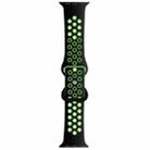 Butterfly Buckle Dual-tone Liquid Silicone Watch Band For Apple Watch Series 9&8&7 41mm / SE 3&SE 2&6&SE&5&4 40mm / 3&2&1 38mm(Black+Green) - 1