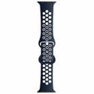 Butterfly Buckle Dual-tone Liquid Silicone Watch Band For Apple Watch Series 8&7 41mm / SE 2&6&SE&5&4 40mm / 3&2&1 38mm(Navy+White) - 1