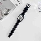 Two-color Silicone Hydraulic Buckle Watch Band For Apple Watch Ultra 49mm / Series 8&7 45mm / SE 2&6&SE&5&4 44mm / 3&2&1 42mm(Black White) - 1