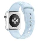 Four-leaf Clover Embossing Silicone Watch Band For Apple Watch Ultra 49mm / Series 8&7 45mm / SE 2&6&SE&5&4 44mm / 3&2&1 42mm(Light Blue) - 1