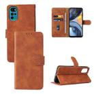 For Motorola Moto G22 Skin Feel Magnetic Buckle Calf Texture PU Phone Case(Brown) - 1