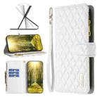 For Motorola Moto E32 4G Diamond Lattice Zipper Wallet Leather Flip Phone Case(White) - 1
