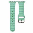 Single Color Silicone Watch Band For Apple Watch Ultra 49mm / Series 8&7 45mm / SE 2&6&SE&5&4 44mm / 3&2&1 42mm(Light Green) - 1