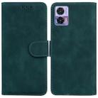 For Motorola Edge 30 Neo / Edge 30 Lite Skin Feel Pure Color Flip Leather Phone Case(Green) - 1