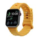 Reverse Buckle Silicone Watch Band for Apple Watch Ultra 49mm / Series 8&7 45mm / SE 2&6&SE&5&4 44mm / 3&2&1 42mm(Yellow) - 1