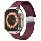 Magnetic Fold Clasp Silicone Watch Band For Apple Watch Ultra 49mm / Series 8&7 45mm / SE 2&6&SE&5&4 44mm / 3&2&1 42mm(Wine Red) - 1