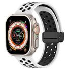 For Apple Watch SE 2023 44mm Magnetic Buckle Silicone Watch Band(White Black) - 1