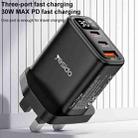 Yesido YC88 30W USB + Dual USB-C / Type-C Digital Display Charger, Specification:UK Plug(Black) - 2