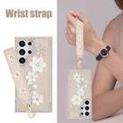 For Samsung Galaxy S25 Ultra 5G Crossbody Flower Pattern Leather Phone Case(White) - 3