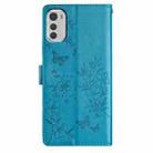 For Motorola Moto E32 Butterflies and Flowers Leather Phone Case(Blue) - 3