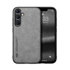 For Samsung Galaxy S25 5G Skin Feel Magnetic Leather Back Phone Case(Light Grey) - 1