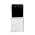 For Motorola Razr 50 / 50 Ultra Camellia Plaid Fabric DIY PC Phone Case(White) - 1