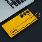 For Samsung Galaxy S21 Ultra 5G Wavy Wristband Bracket TPU Phone Case(Yellow) - 1