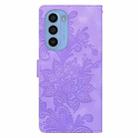 For Motorola Moto G31 Lace Floral Embossed Magnetic Buckle PU Phone Case With Wrist Strap(Purple) - 3