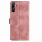 For Samsung Galaxy F16 5G Skin Feel Embossed Feather Leather Phone Case(Pink) - 3