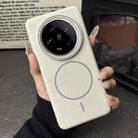For Xiaomi 14 Ultra Thin Circle MagSafe Litchi Grain TPU Phone Case(White Grey) - 2