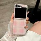 For Samsung Galaxy Z Flip5 Glitter Powder Dots Pattern Phone Case(Pink) - 2