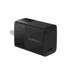 MOMAX UM17 ONEPLUG PD 30W Fast Charger Power Adapter, CN Plug (Black) - 1