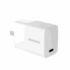 MOMAX UM17 ONEPLUG PD 30W Fast Charger Power Adapter, CN Plug (White) - 1