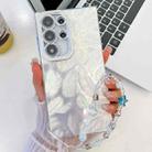 For Samsung Galaxy S23 Ultra 5G Plating Glitter Texture Chain Wristband TPU Phone Case with Lens Film(White Feathers) - 1