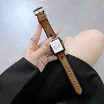 Retro Leather Watch Band For Apple Watch Ultra 49mm / Series 8&7 45mm / SE 2&6&SE&5&4 44mm / 3&2&1 42mm(Yellow Brown)