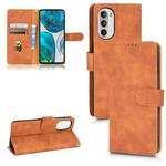 For Motorola Moto G52 Skin Feel Magnetic Flip Leather Phone Case(Brown)