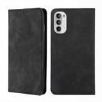 For Motorola Moto G52 4G/G82 5G Skin Feel Magnetic Horizontal Flip Leather Phone Case(Black)