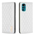 For Motorola Moto G22 Diamond Lattice Magnetic Leather Flip Phone Case(White)