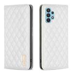 For Samsung Galaxy A32 4G Diamond Lattice Magnetic Leather Flip Phone Case(White)