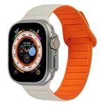 For Apple Watch SE 2022 44mm Loop Magnetic Silicone Watch Band(Starlight Orange)