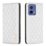 For Motorola Moto G85 Diamond Lattice Magnetic Leather Flip Phone Case(White)