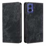 For Motorola Moto G85 5G RFID Anti-theft Brush Magnetic Leather Phone Case(Black)