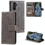 For Samsung Galaxy S25 5G Totem Flower Embossed Leather Phone Case(Grey)