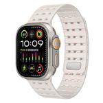 For Apple Watch 46mm / 49mm / 45mm / 44mm Two-Tone Breathable Magnetic Silicone Watch Band(Starlight)