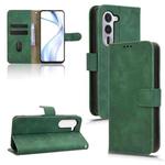 For Fujitsu Arrows Alpha F-51F Skin Feel Magnetic Flip Leather Phone Case(Green)