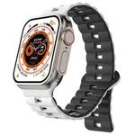 For Apple Watch 46mm / 49mm / 45mm / 44mm Magnetic Two-color Loop Silicone Watch Band(White Black)