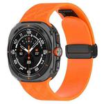 For Samsung Galaxy Watch Ultra 47mm Carbon Fiber Magnetic Folding Buckle Silicone Watch Band(Orange)