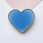 Electroplated Gold Trimmed Heart Shaped Retractable Cell Phone Buckle Air Bag Bracket(Gradient Blue)