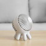 Creative Octopus Desktop Fan Mini Portable USB Charging Fan Mute Desktop Fan, Style:Rechargeable Version(Random  Color)