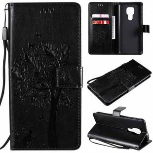 For Motorola Moto G9 Play Tree & Cat Pattern Pressed Printing Horizontal Flip PU Leather Case with Holder & Card Slots & Wallet & Lanyard(Black)