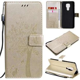 For Motorola Moto G9 Play Tree & Cat Pattern Pressed Printing Horizontal Flip PU Leather Case with Holder & Card Slots & Wallet & Lanyard(Gold)