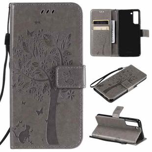 For Samsung Galaxy S21 FE Tree & Cat Pattern Pressed Printing Horizontal Flip PU Leather Case with Holder & Card Slots & Wallet & Lanyard(Gray)