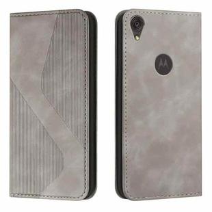 For Motorola Moto E6 Skin Feel Magnetic S-type Solid Color Horizontal Flip Leather Case with Holder & Card Slot & Wallet(Grey)