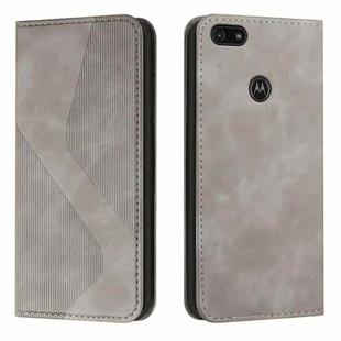 For Motorola Moto E6 Play Skin Feel Magnetic S-type Solid Color Horizontal Flip Leather Case with Holder & Card Slot & Wallet(Grey)