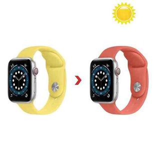 Discoloration in Sun Silicone Watch Band For Apple Watch Ultra 49mm / Series 8&7 45mm / SE 2&6&SE&5&4 44mm / 3&2&1 42mm(Yellow Change Red)