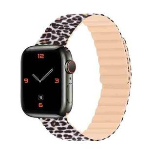 Magnetic Camouflage Silicone Strap Watch Band For Apple Watch Series 7 & 6 & SE & 5 & 4 44mm/3 & 2 & 1 42mm (Leopard)
