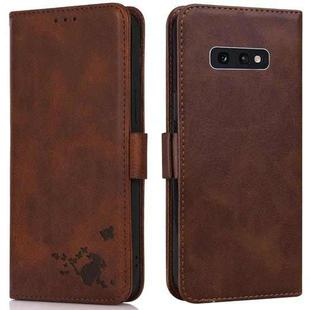 For Samsung Galaxy S10e Embossed Cat Butterflies Pattern Horizontal Flip Leather Case with Card Slot & Holder & Wallet(Brown)