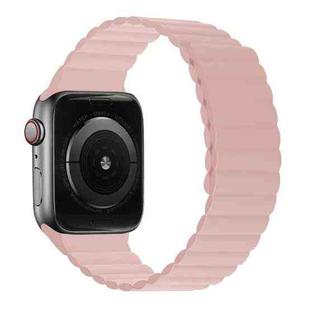 Silicone Magnetic Integrated Long Strap Watch Band For Apple Watch Series 8&7 45mm / SE 2&6&SE&5&4 44mm / 3&2&1 42mm(Pink)