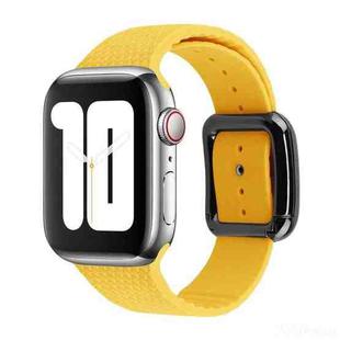 Black Buckle Silicone Watch Band For Apple Watch Ultra 49mm / Series 8&7 45mm / SE 2&6&SE&5&4 44mm / 3&2&1 42mm(Yellow)
